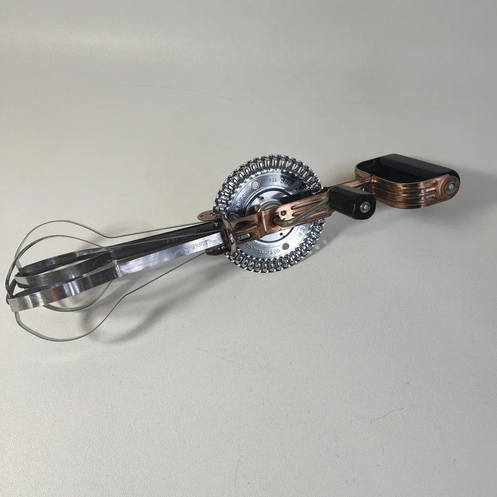 Ekco Hand Held Stainless Steel Mixer Manual‎ Rotary Egg Beater Wood Vtg USA